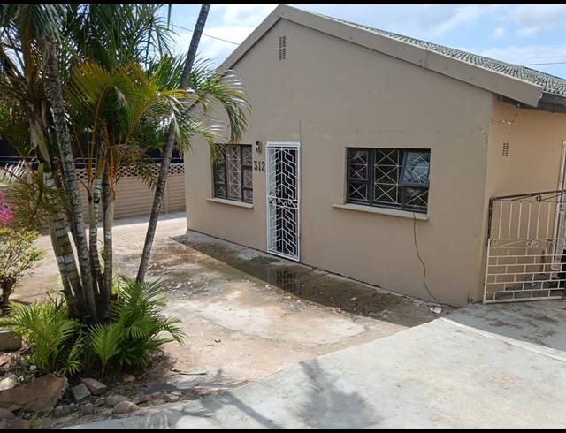 3 BEDROOM FREESTANDING TO LET IN WOODVIEW